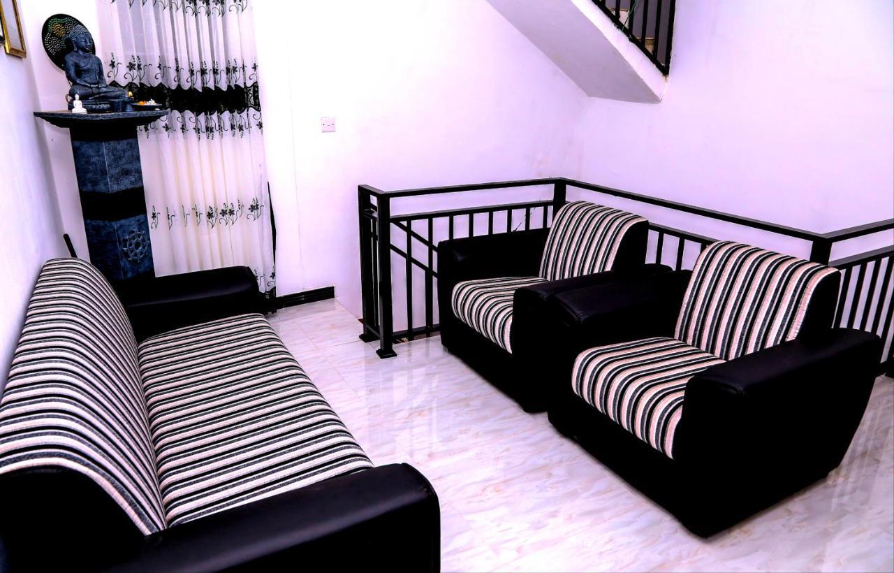 Sura Homestay Κάντι Εξωτερικό φωτογραφία
