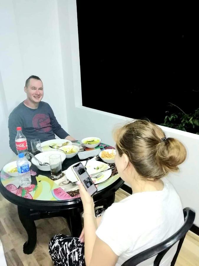 Sura Homestay Κάντι Εξωτερικό φωτογραφία